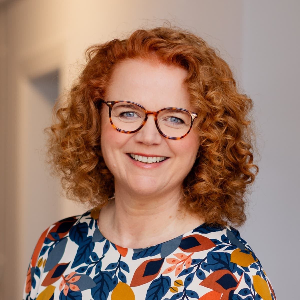 Julia Bach